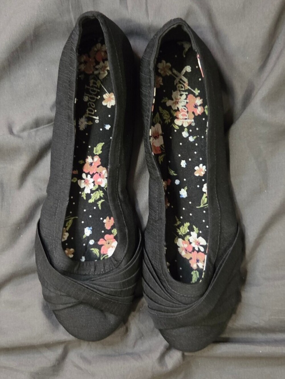 SOLD!!!! Xappeal Black Ballet Flats with Floral Insole sz 9.5
